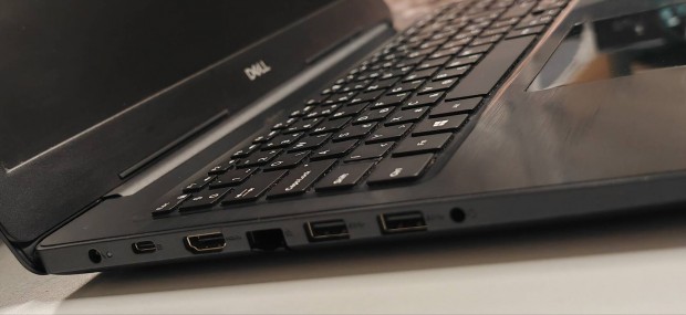 Dell Inspiron Core I5 8gen 8250u