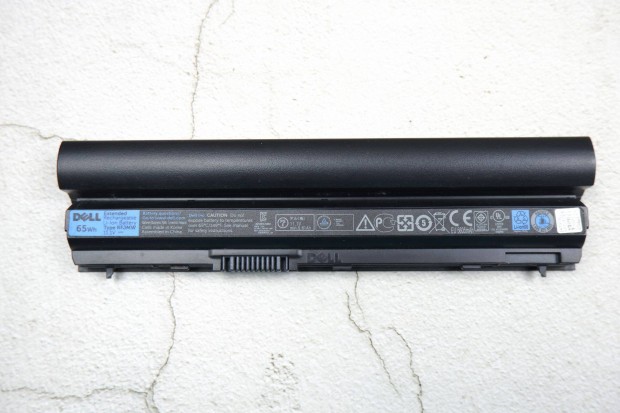 Dell Inspiron laptop akkumultor eredeti lehet hogy hibs Rfjmw