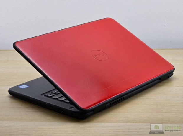 Dell Latitude 3300 Piros / I3-7020U / 4GB RAM / 128GB SSD / Húsvéti