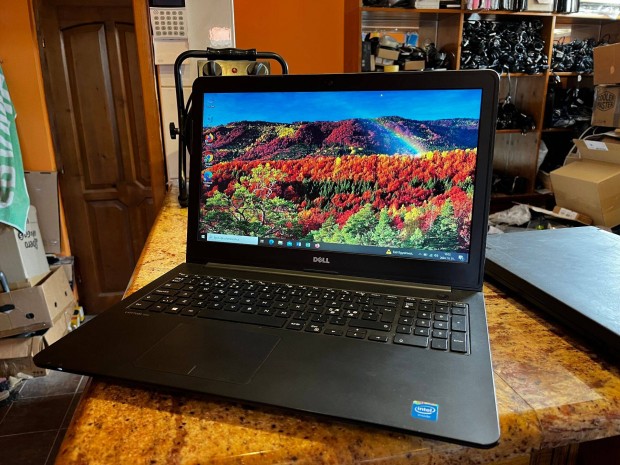 Dell Latitude 3550 laptop