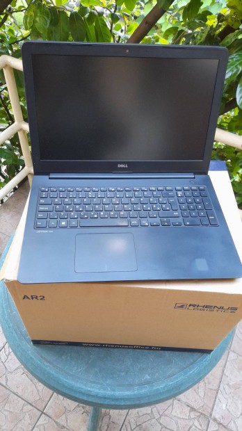 Dell Latitude 3550 laptop eladi5-s 8GB ram,256GB SSD eredeti Win10