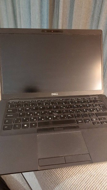 Dell Latitude 5400 core i5 8th gen elad magyar billentyzettel