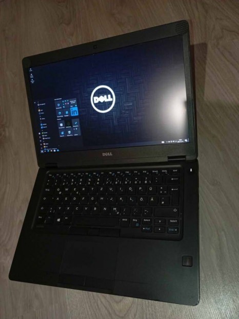 Dell Latitude 5480 i5-6440HQ 16GB DDR4 240SSD j Akku