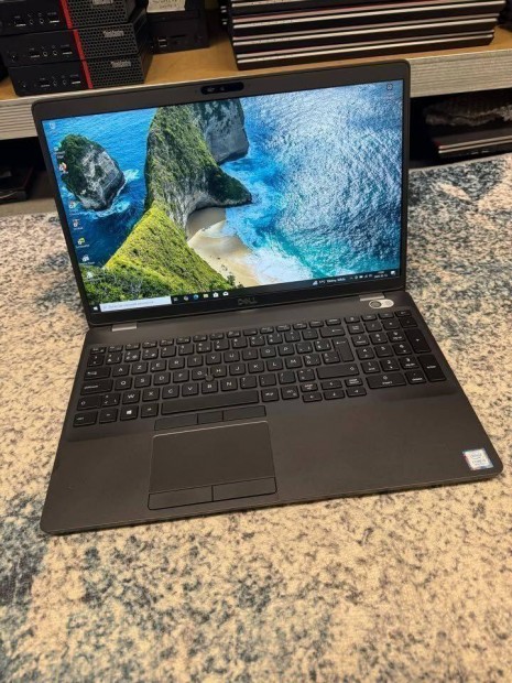 Dell Latitude 5500 8. gen. I5 laptop (8X4100 Mhz, 8 GB DDR4, 256 GB)