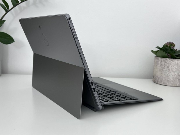 Dell Latitude 7210 2-in-1 | i5-10310u | 16/256gb - Win11