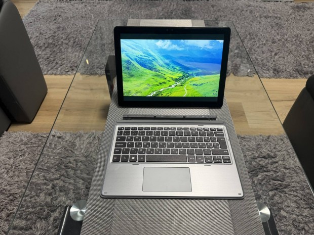 Dell Latitude 7210 2in1 �rint�kijelz� Magyar Laptop i5 10g 8GB 256SSD