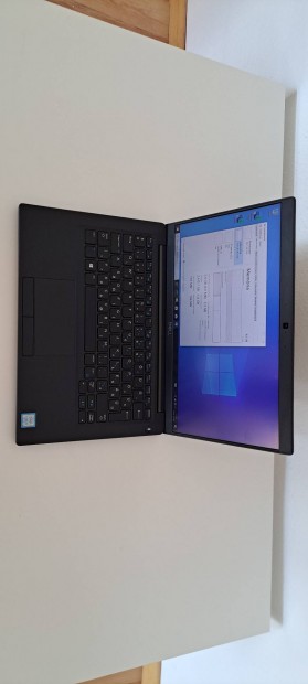 Dell Latitude 7390 laptop elad 