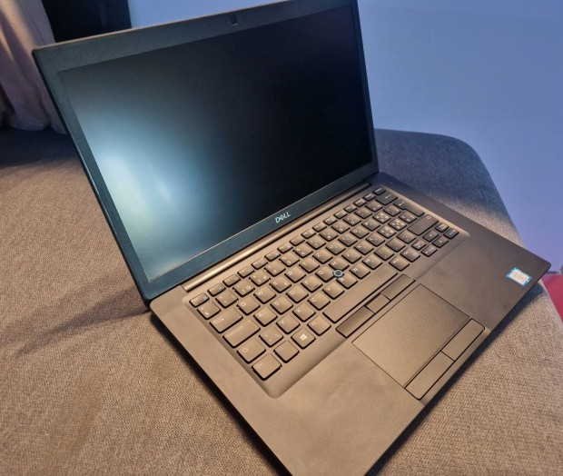 Dell Latitude 7490