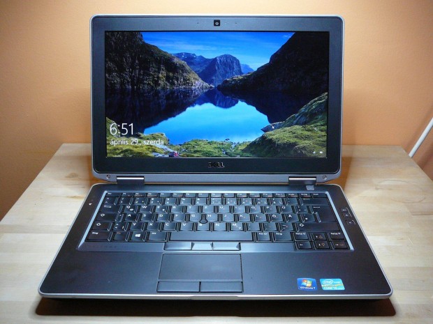 Dell Latitude Core i5 notebook garancival