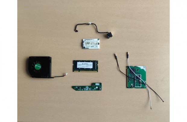 Dell Latitude D505 alkatrészcsomag -Olvasd EL A Leírást-