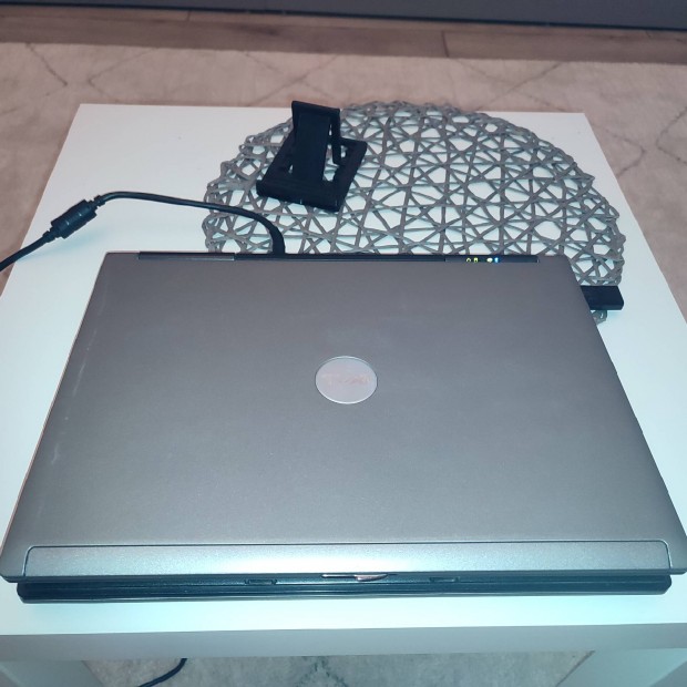 Dell Latitude D830 laptop