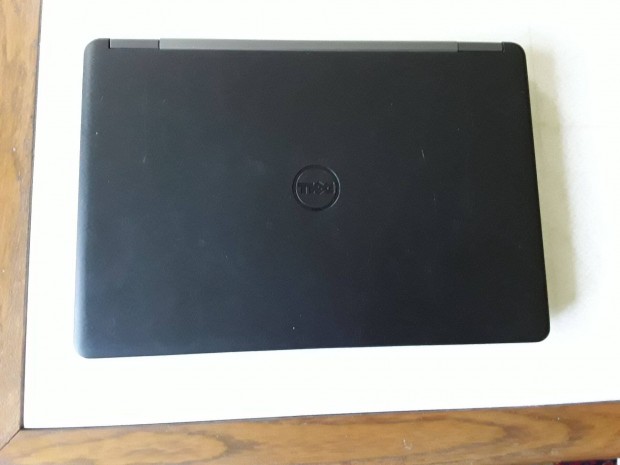 Dell Latitude E5250 laptop elad