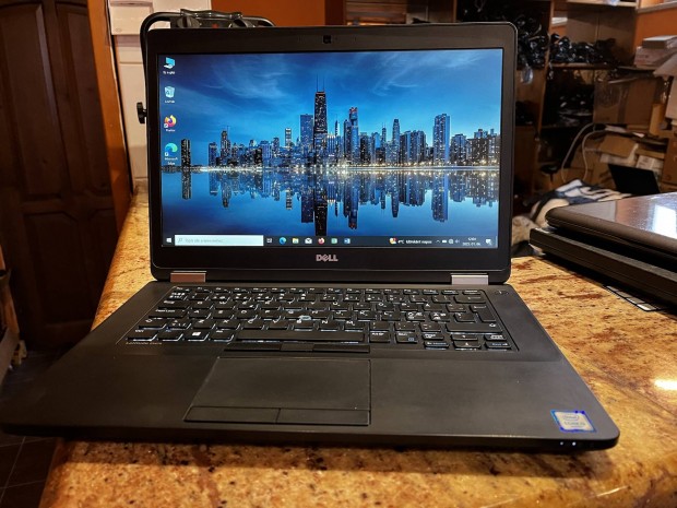 Dell Latitude E5470 - Full HD, vilgt billentyzet, megkmlt !