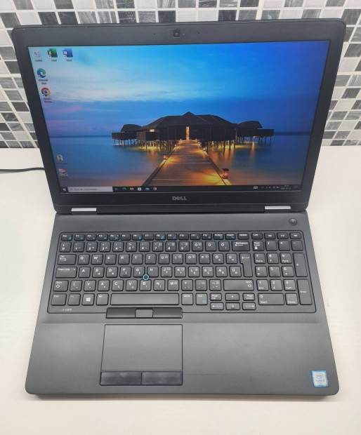 Dell Latitude E5570 15,6" Full HD, i5, SSD- szmla/garancia