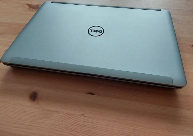 Dell Latitude E6540 gyri alkatrszek