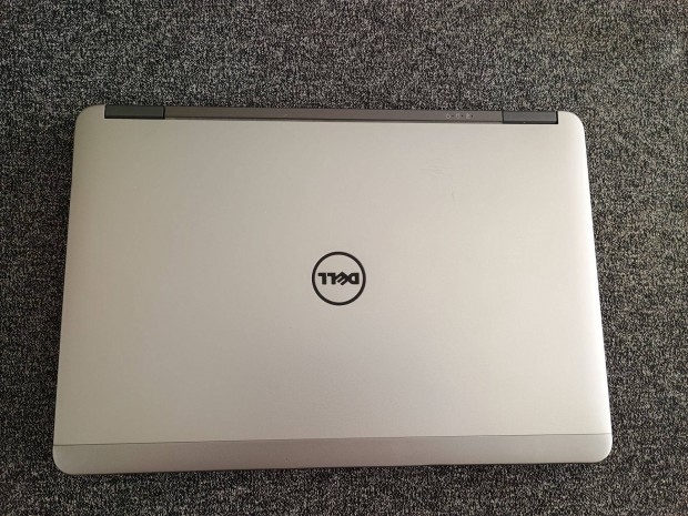 Dell Latitude E7240 notebook (i5, 256 GB SSD, 16 GB RAM, HUN bill.)