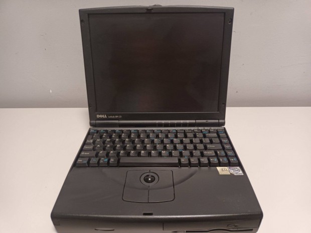 Dell Latitude Xpi CD M166ST retr laptop 1997