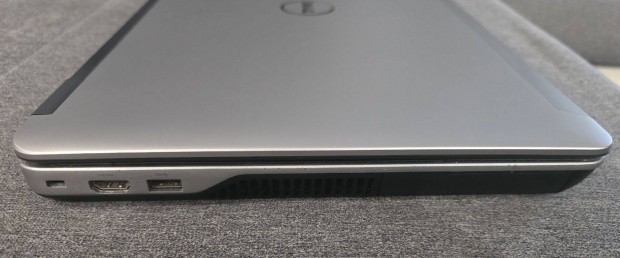 Dell Latitude laptop, notebook,i7,16GB RAM,256GB SSD+1TB HDD,új akku