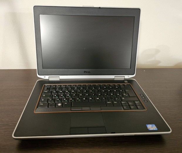 Dell Latitude jszer llapotban