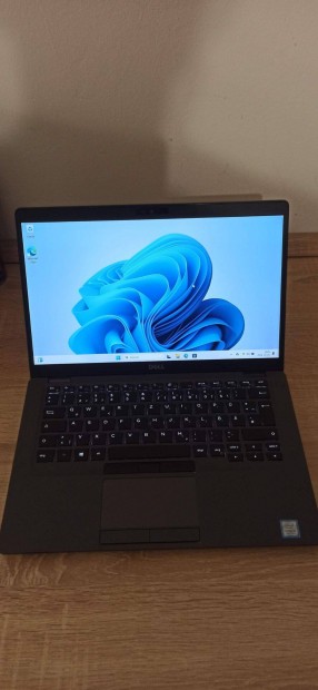 Dell Latitude zleti szris laptop 8.gen i5/8GB/256GB