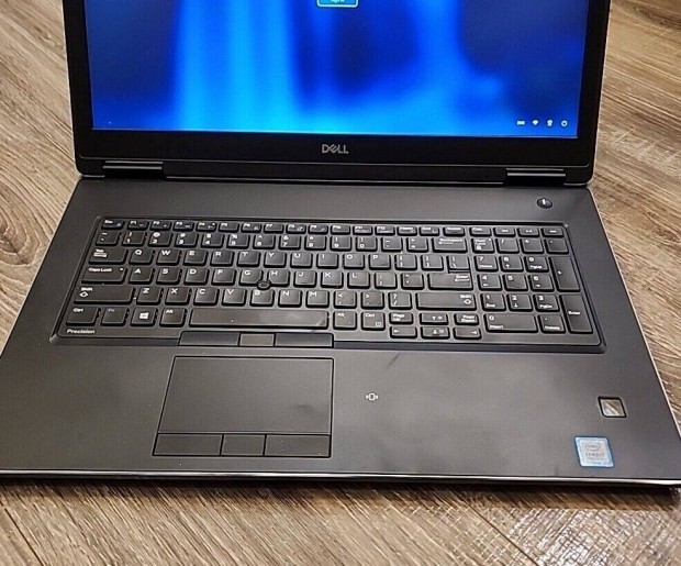 Dell Precision 17 laptop elad Quadro P3200 6 GB Gddr5