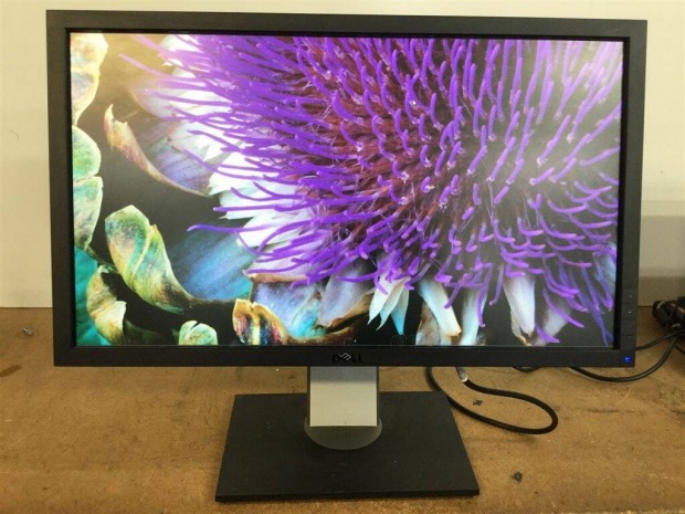 Dell Ultrasharp U2311H monitor