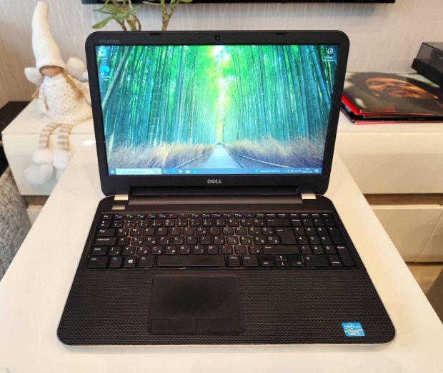 Dell Vostro 2521 i5 3.gen 3337u 8GB RAM 500GB HDD laptop