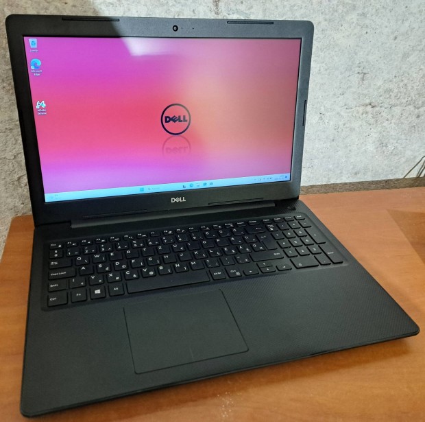 Dell Vostro 3590 laptop (15,6FHD/I7-G10/16GB/256SSD/Magyar/Radeon2GB)