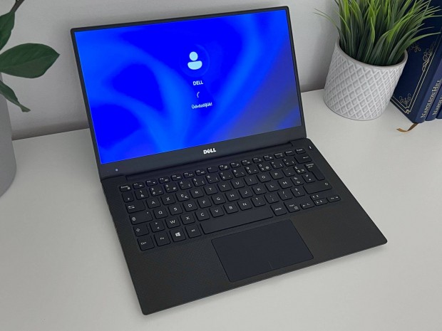 Dell XPS 13 9350 | i7-6500u | 8/256gb - Win11