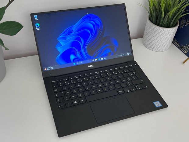 Dell XPS 13 9360 | i7-7500u | 8/256gb - Win11