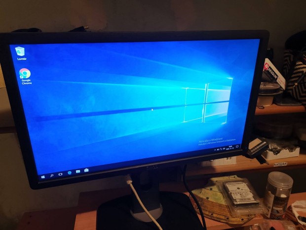 Dell, 22 colos Fullhd, forgathat,USB-s monitor !!