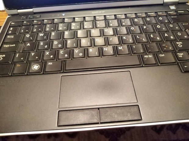 Dell- Laptop Ujszer Vindo 10- Kltzs Miat Elad-20,000FT