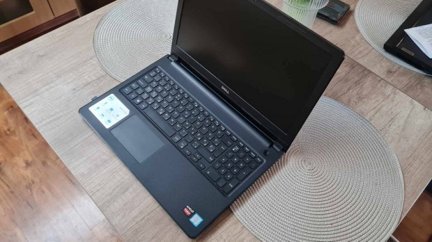 Dell i3/8Gb/256Gb/2Gb VGA/Full HD/4 rs aksi