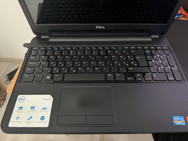 Dell inspiron 15 3521