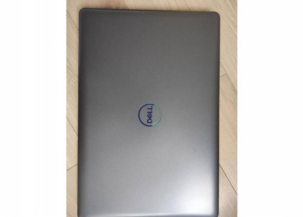 Dell inspiron laptop elad 2.2 GHz - 4.1 GHz , 8 magos