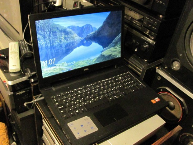 Dell laptop 500 gb ssd- vel megkímélt állapotban eladó