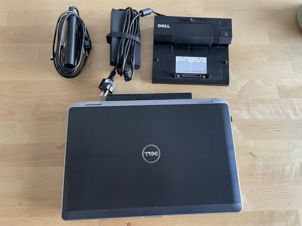 Dell laptop, i5, 15,6", 320GB, 8GB, nagy akku