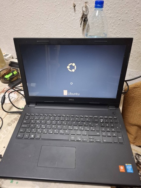 Dell laptop alkarsznek