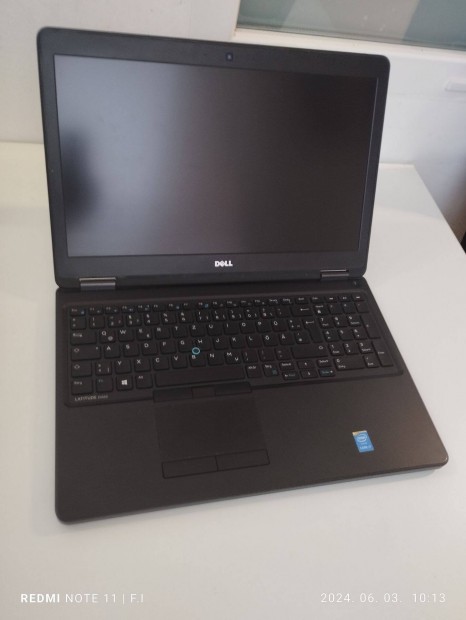 Dell latitude E5550-hibs-hinyos laptop
