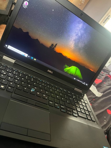 Dell latitude E5570