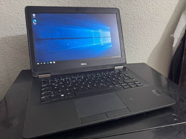 Dell latitude E7270 i7es 16gb ddr4 256gb ssd full hd kijelzö 1920x1080