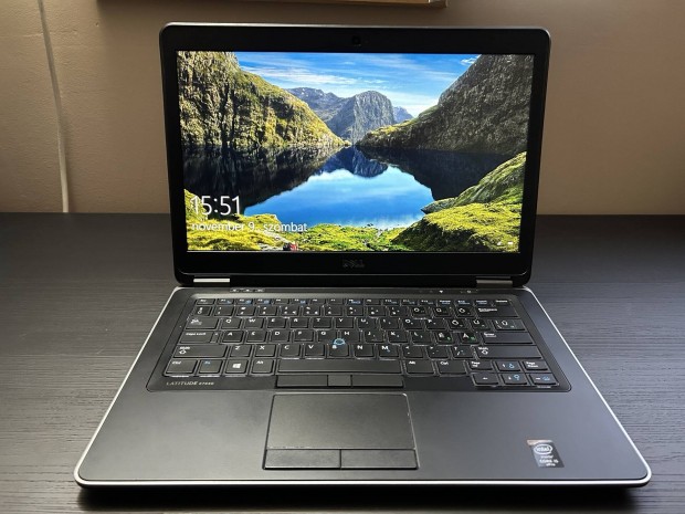 Dell latitude E7440