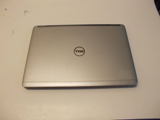 Dell ultravkony Core i5 laptop Magyar vilgts billentyzet