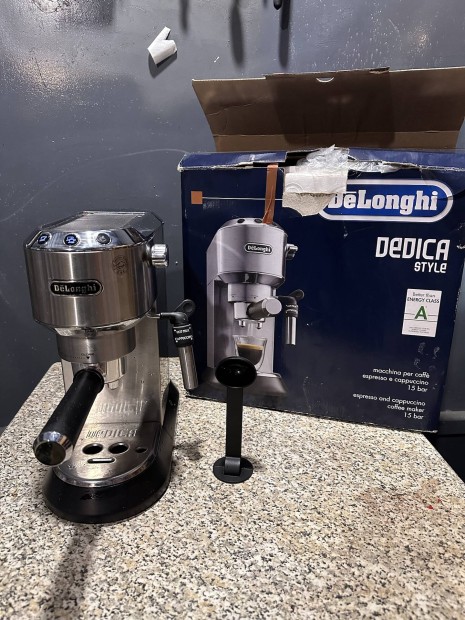 Delonghi Dedica