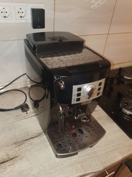 Delonghi Magnafica S elad 