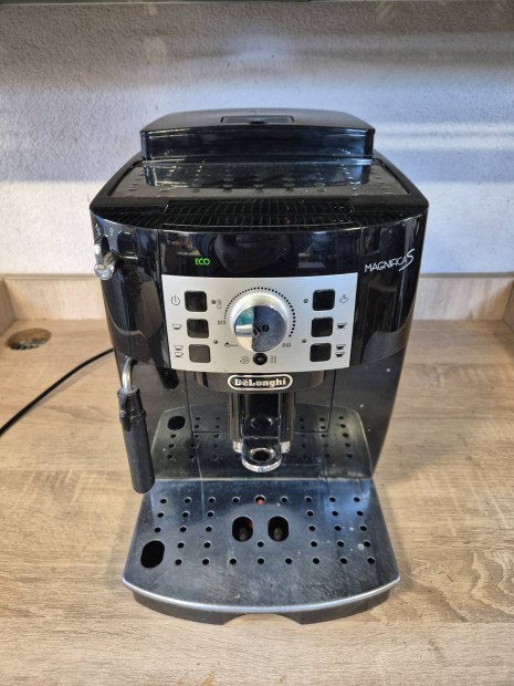 Delonghi Magnafica S elad. 