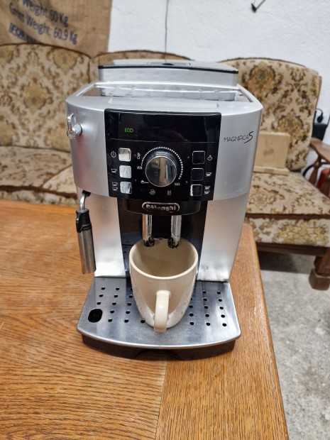 Delonghi Magnefica S  kvgp 