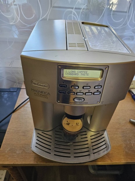 Delonghi Magnifica Automatic Cappuccino 