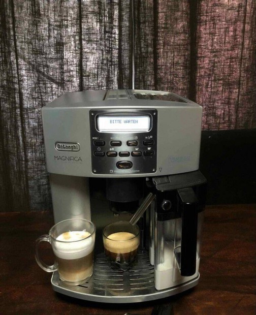 Delonghi Magnifica Cappuccinos kvfz