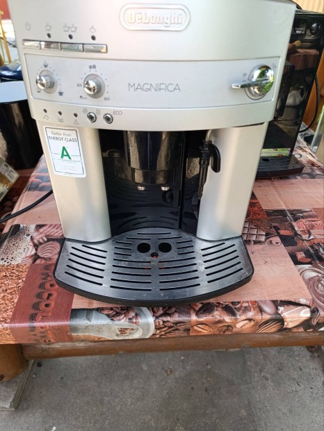 Delonghi Magnifica ECO hibs 